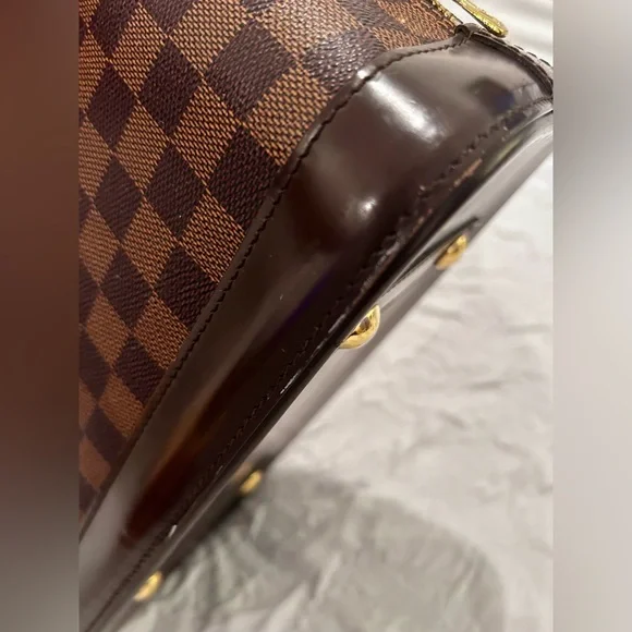 Louis Vuitton Alma PM Damier Ebene! ♥️ - Picture 9 of 15